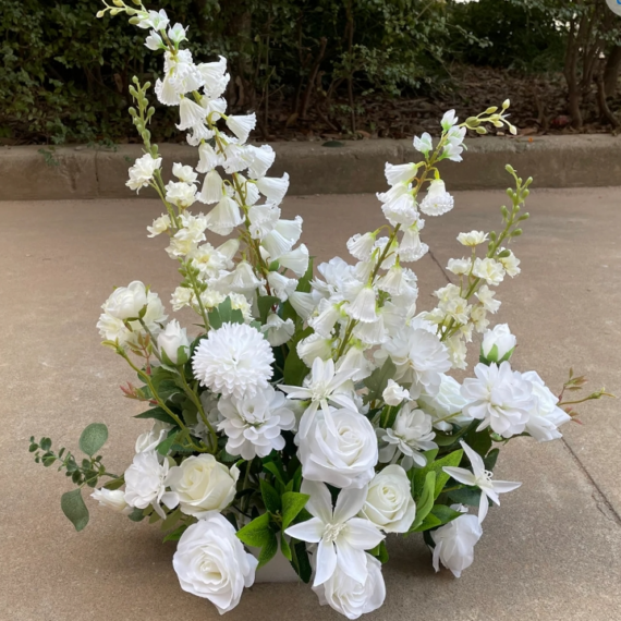 Aria Semi-Customizable Aisle Marker