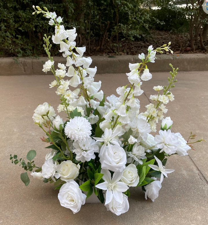Aria Semi-Customizable Aisle Marker